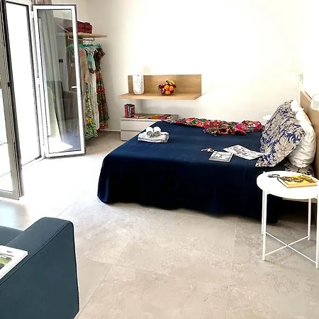 Bed & Breakfast Civetta Blu